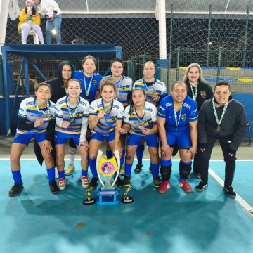 Meia Boca JR conquista o título do torneio feminino da Festa do Peixe