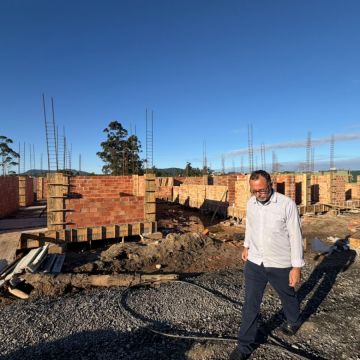 Administração Municipal acompanha andamento de importantes obras em Maracajá