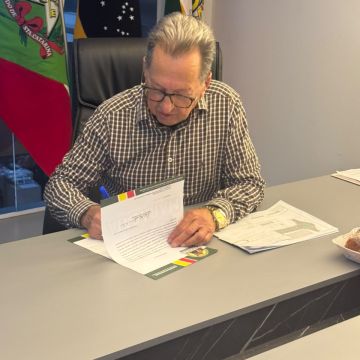 Administração Municipal de Maracajá assina ordem de serviço para pavimentação de acesso ao novo Centro de Eventos