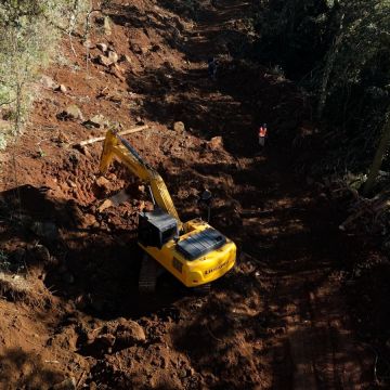 Deputado Tiago Zilli e prefeito Sander Just acompanham avanço das obras da Serra do Fundo Grande