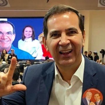 Convenção homologa candidatura de Arlindo Rocha a deputado estadual pelo PT
