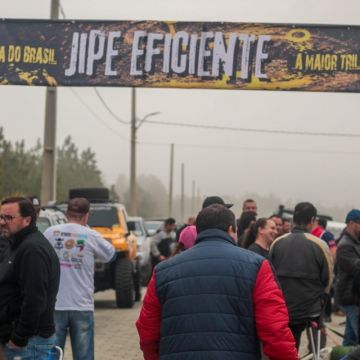 3ª edição do Jipe Eficiente em Balneário Gaivota reúne centenas de pessoas em grande dia de inclusão e solidariedade