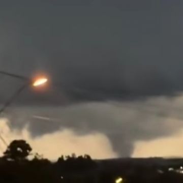 Tornado atinge três cidades e deixa feridos no interior gaúcho