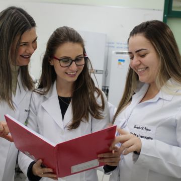 Unesc representa Santa Catarina na premiação nacional “Para Mulheres na Ciência”