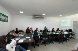 Colegiado Regional de Educação da AMESC reúne secretários para fortalecer ações