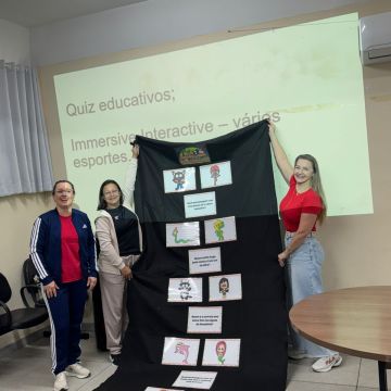 Professores de Araranguá participam de formação prática em Educação Física