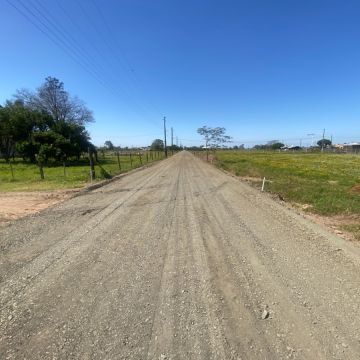 Obras de pavimentação e saneamento avançam em Araranguá