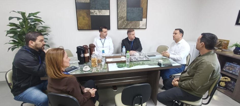 Administração de Balneário Gaivota recebe equipe do SESI SAÚDE para futuras parcerias