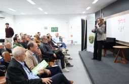 Secretaria de Agricultura de Araranguá participou de debate sobre o agronegócio regional