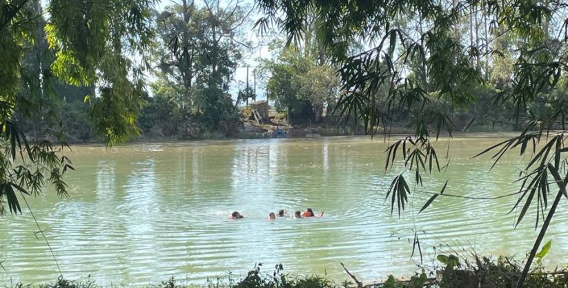 Homem é resgatado do Rio Araranguá após entrar na água em aparente surto
