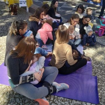 No Agosto Dourado,  atividades voltadas às mamães e seus bebês