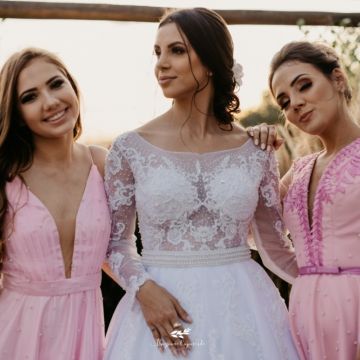Vestidos sedutores, atemporais e encantadores