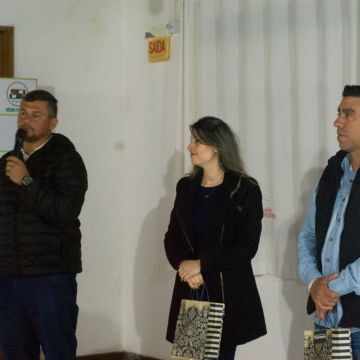 Escolinha de Futebol | Palestra esportiva leva conhecimento a pais e alunos no Grêmio Fronteira