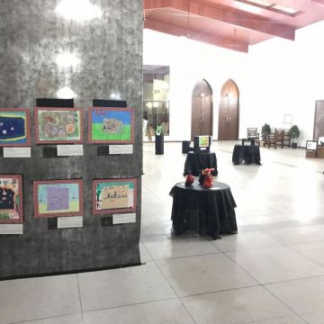 Mais de 140 trabalhos de Curadoria de Arte estão em exposição no Palazzo Delle Acque