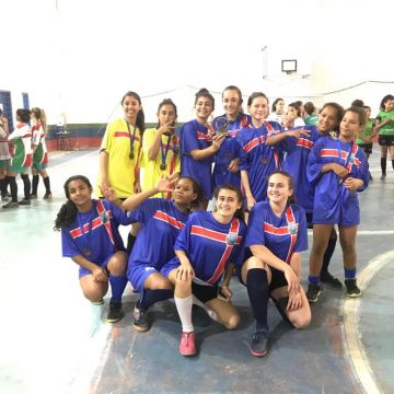 Mais de 70 atletas participam de torneio feminino 