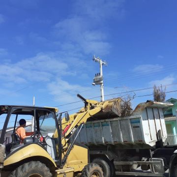 Secretaria de obras deflagra operação limpeza na área urbana