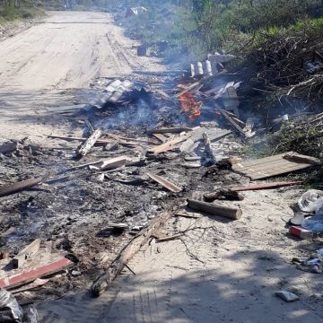 Prefeitura do Arroio repudia atitude de quem joga lixo na estrada geral do CT