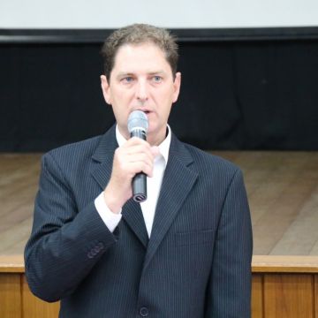 César Pasetto é empossado prefeito em exercício de Nova Veneza por 15 dias