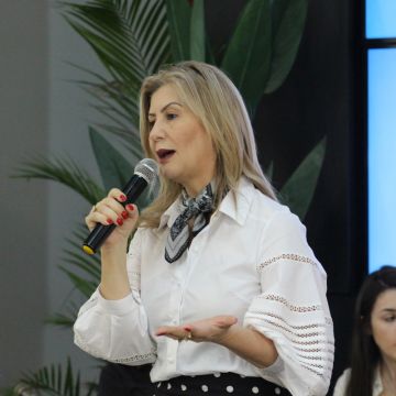 Professores da Unesc lançam livro com teoria e experiências envolvendo a extensão 