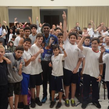 Bairro da Juventude recebe ex-atleta olímpico André Domingos