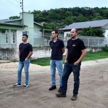 Retomadas as obras de drenagem no Jardim das Avenidas