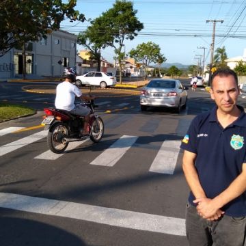 Nova rotatória no cruzamento da Capitão com Amaro