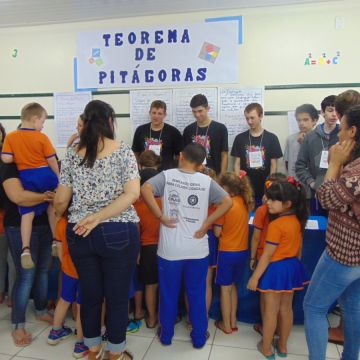  Feira de matemática promove aprendizado de forma lúdica