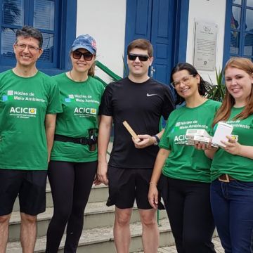 Primeira caminhada ecológica recolhe meia tonelada de resíduos 