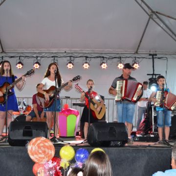 Noite de Natal de Morro Grande reúne centenas de pessoas 