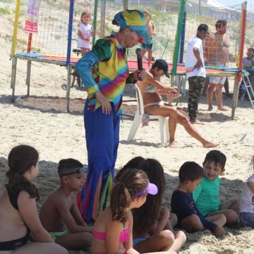 Verão Mais Unesc proporciona atividades de lazer à beira mar