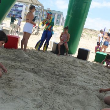 Verão Mais Unesc proporciona atividades de lazer à beira mar