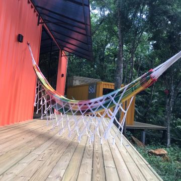 Chalé Container em meio à natureza, é no Sítio Raízes!