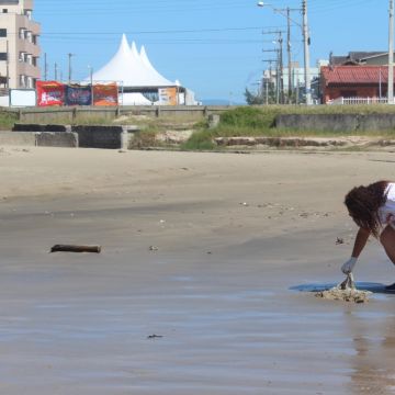Blitz Cultural é realizada na orla de Balneário Gaivota