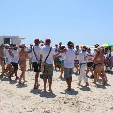 Blitz Cultural é realizada na orla de Balneário Gaivota