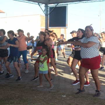 Música e diversão animam o projeto Ginástica na Praia