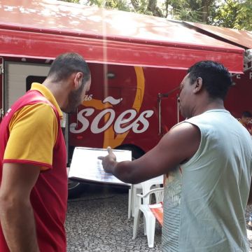 Caminhão das Profissões inicia por Araranguá sua jornada pelo Brasil 