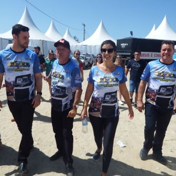 Políticos prestigiam a trigésima Arrancada de Caminhões