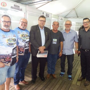 Políticos prestigiam a trigésima Arrancada de Caminhões