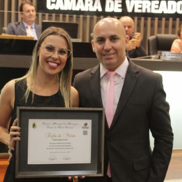 Vereadores homenageiam mulheres e sua representatividade
