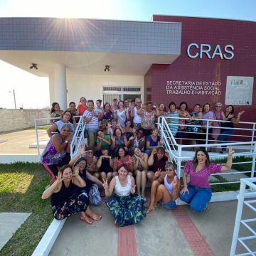 CRAS realiza palestra Mulheres de Fibra
