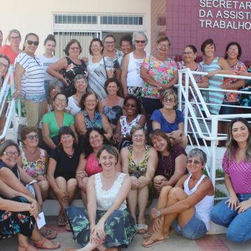 CRAS realiza palestra Mulheres de Fibra