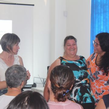CRAS realiza palestra Mulheres de Fibra