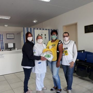 Igreja de Araranguá desenvolve projeto de confecção de máscaras