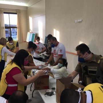 Igreja de Araranguá desenvolve projeto de confecção de máscaras