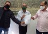 Prefeito de Bal. Arroio do Silva entrega Ordem de Serviço para asfaltamento