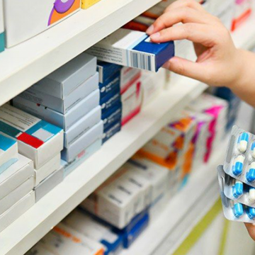 Moradora de Rua Nova, em Balneário Gaivota, reclama da burocracia na retirada de medicamentos de uso contínuo na Farmácia do município