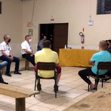 Igor Batista e Dr°. Ribeiro participam de reuniões com associações de bairros 
