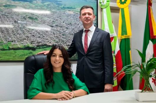 Gislaine quer primeiro concluir obras de Zênio